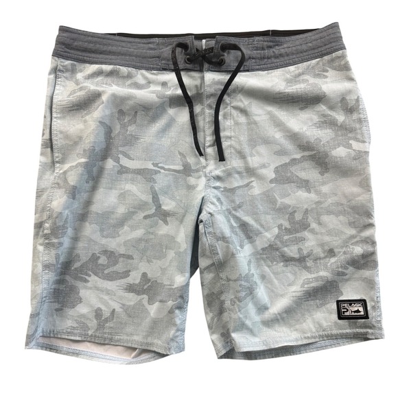 Pelagic Hybrid Blue Camo Fishing Swim Board Shorts Mens Size 32 - Picture 1 of 8